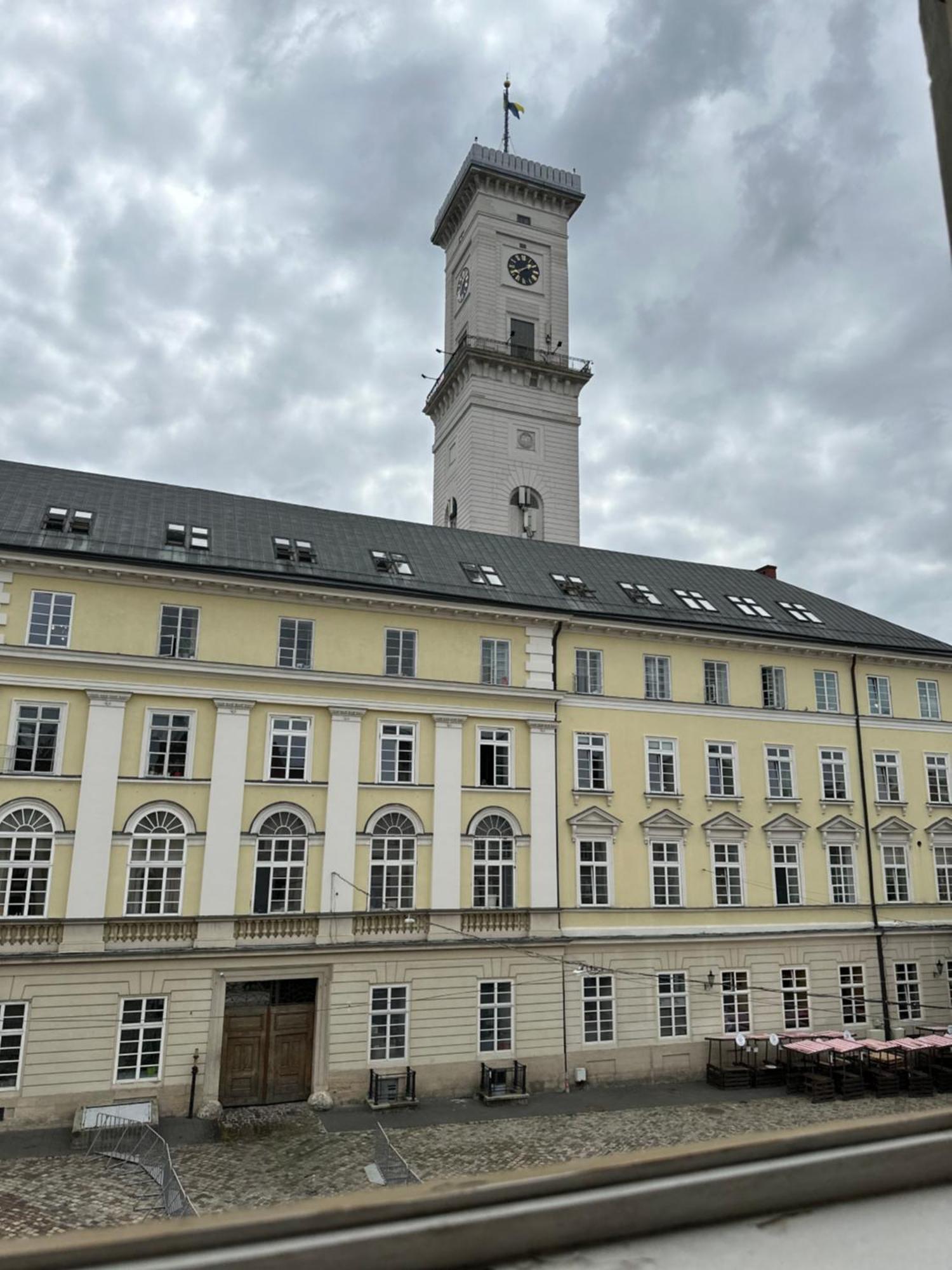 Vip Apartments ! Lviv Eksteriør bilde