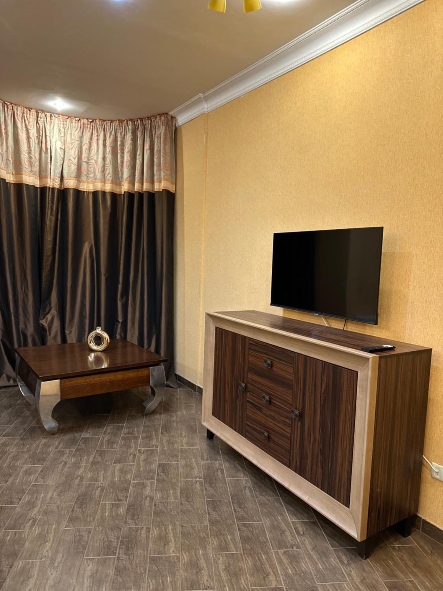 Vip Apartments ! Lviv Eksteriør bilde